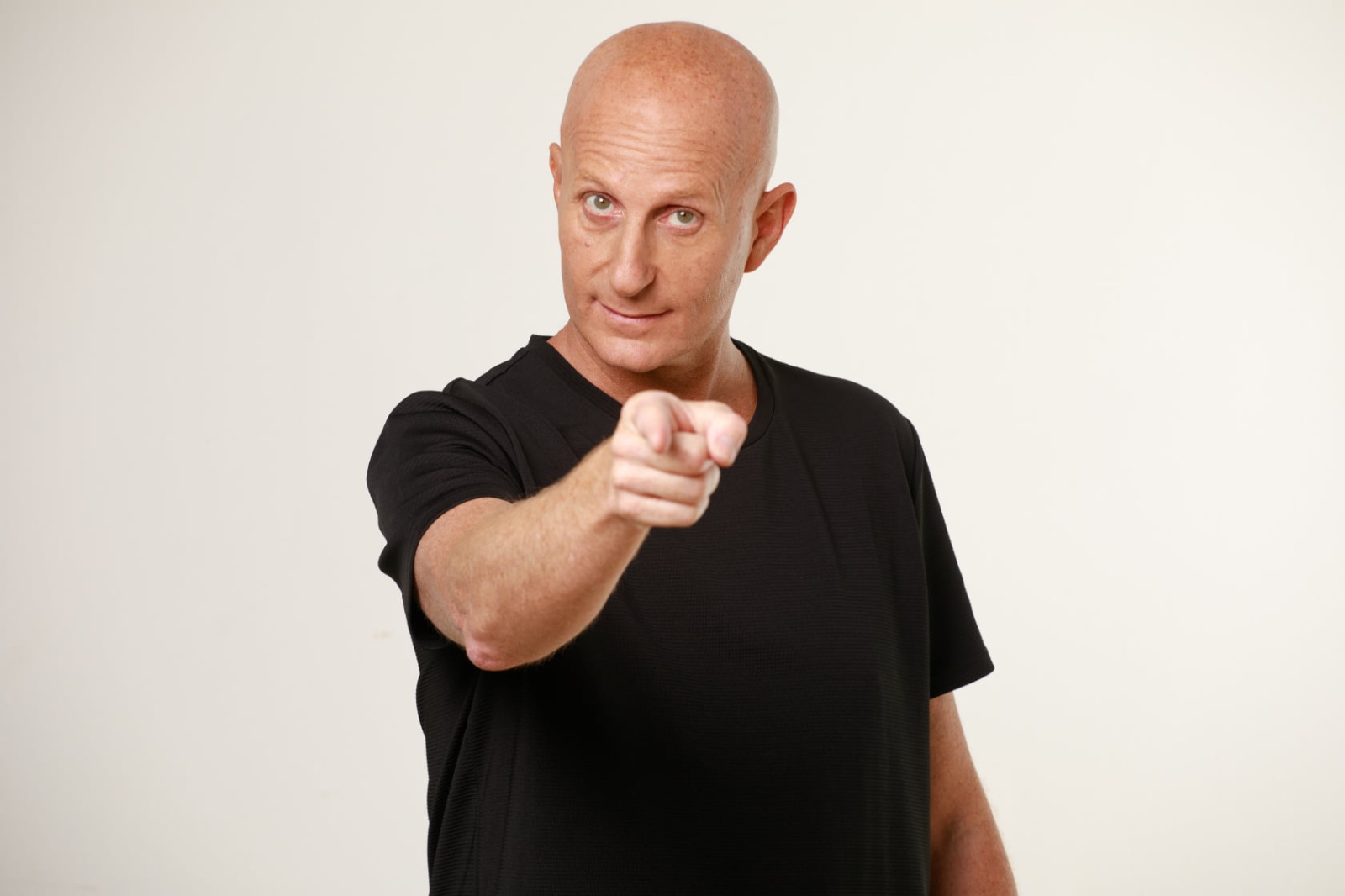 תות-תקשורת ותוצאות